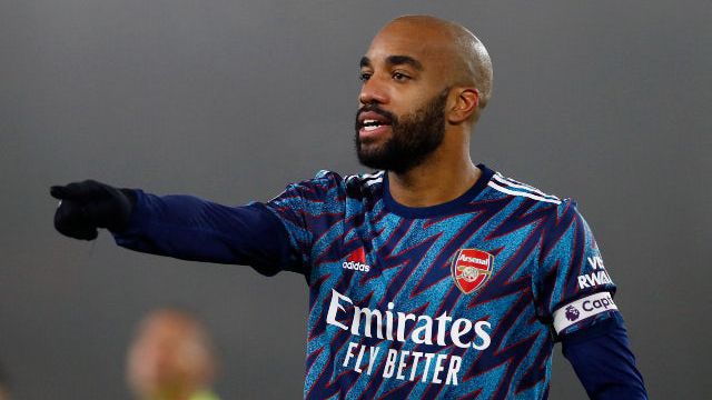  Арсенал няма да предлага нов контракт на Лаказет 