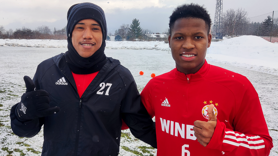 Сняг посрещна Гарсес и Морено за първа тренировка в Панчарево