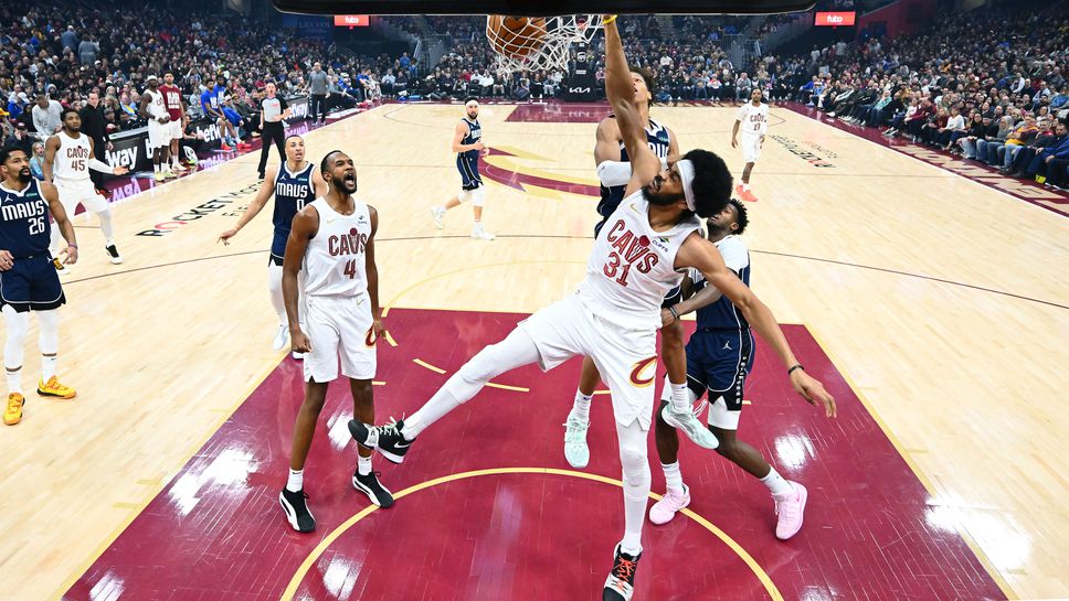 Кливланд стана първият отбор с 40 победи в НБА след разгром над обезкървения Далас