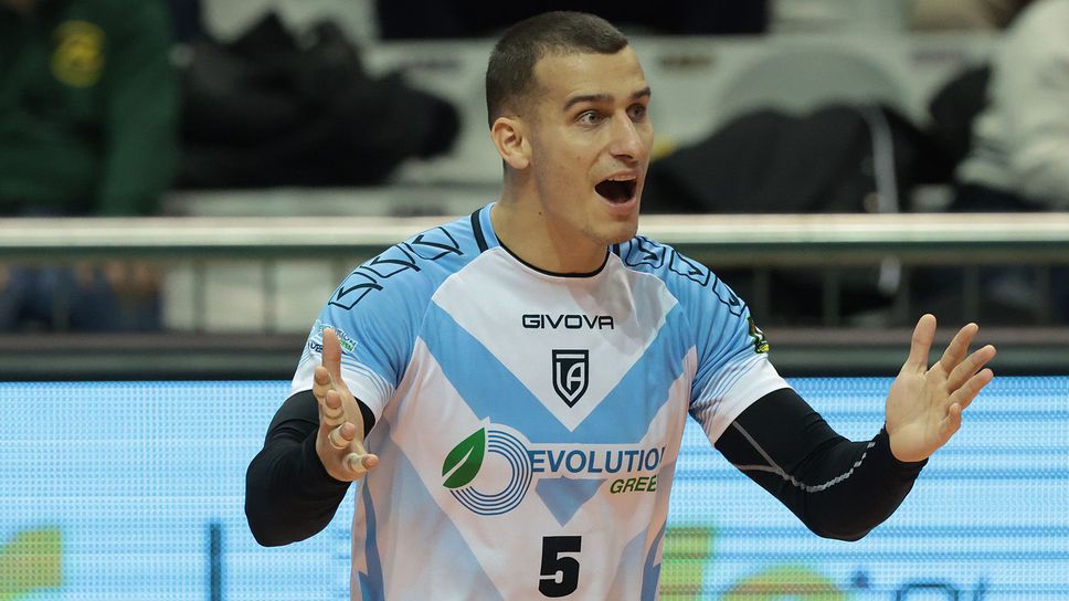 Гордан Люцканов и Аверса с победа №15 в А2