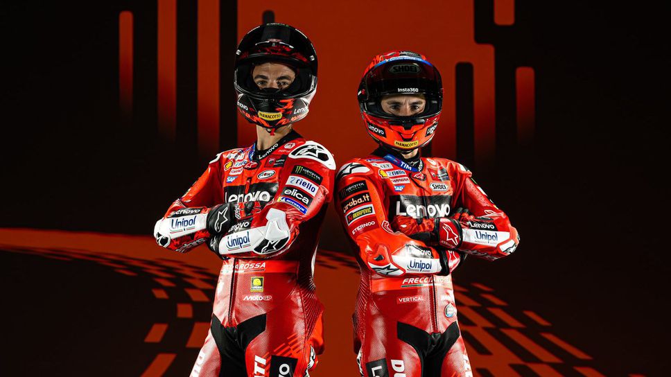 Валентино Роси даде съвет на Баная за битката с Маркес