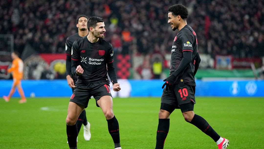 Байер (Леверкузен) е първият полуфиналист в Купата на Германия