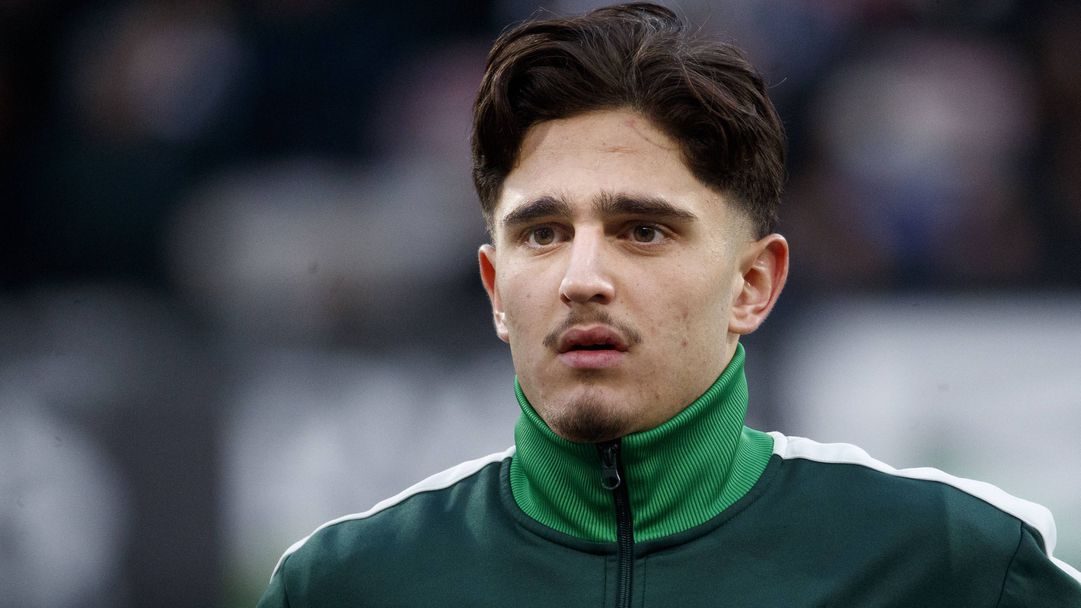 Комо се похвали с шведски талант, който беше желан от Челси