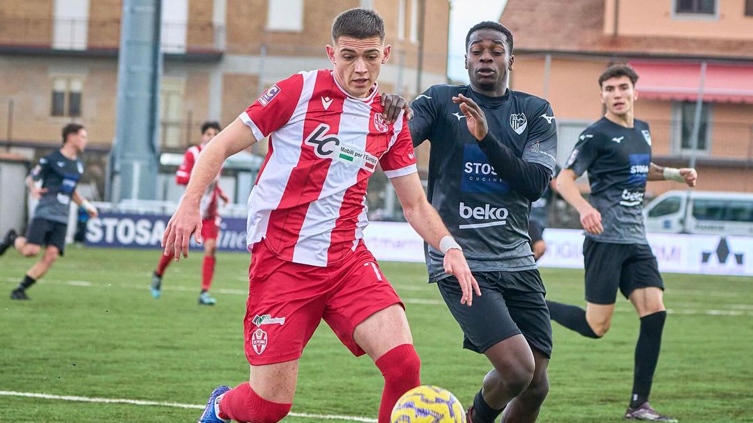 Похвалиха българско крило в Италия