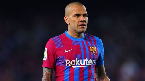  Дани Алвеш се сбогува прочувствено с Барселона 