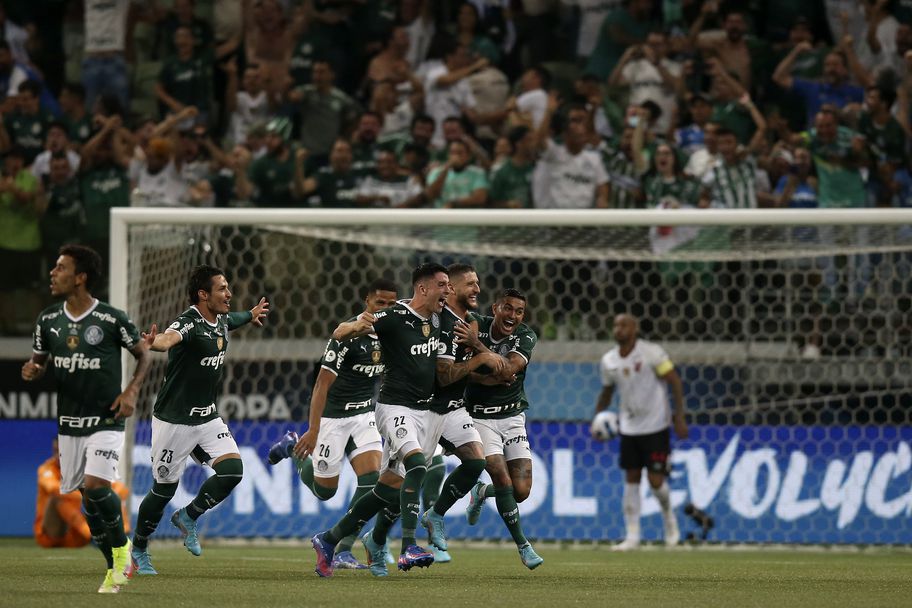  Палмейрас - Атлетико Паранензе 2:0 