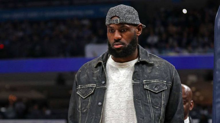 Баскетболистът на Лос Аанджелис Лейкърс Леброн Джеймс каза че няма