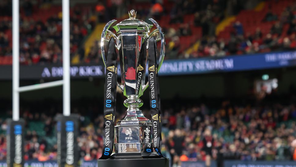 Трофеят на ръгби турнира Шестте нации бе повреден от пожар и ще бъде изтеглен от употреба