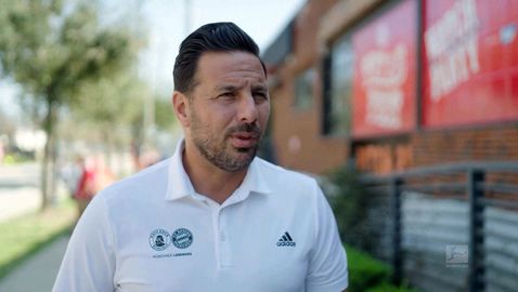 Писаро зарадва фенове на Байерн Мюнхен в Хюстън