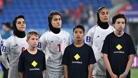 Австралия ще даде убежище на петте ирански футболистки след призива на Тръмп