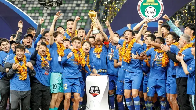 Китайското първенство започва с фенове по трибуните