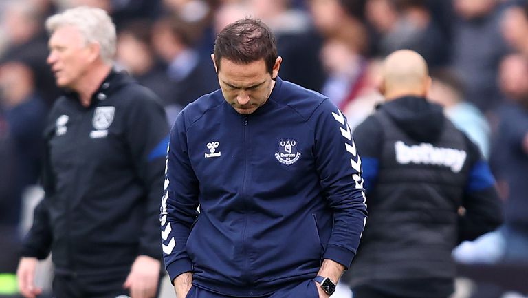  В момента всичко е против нас, оплака се Лампард 