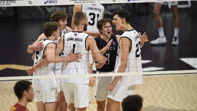 Алекс Николов пак е машина за точки - 28 при обрат на Лонг Бийч 🏐