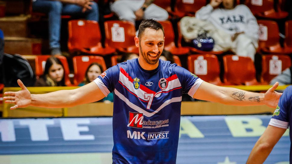 Николай Учиков и през този сезон ще играе за Дея спорт