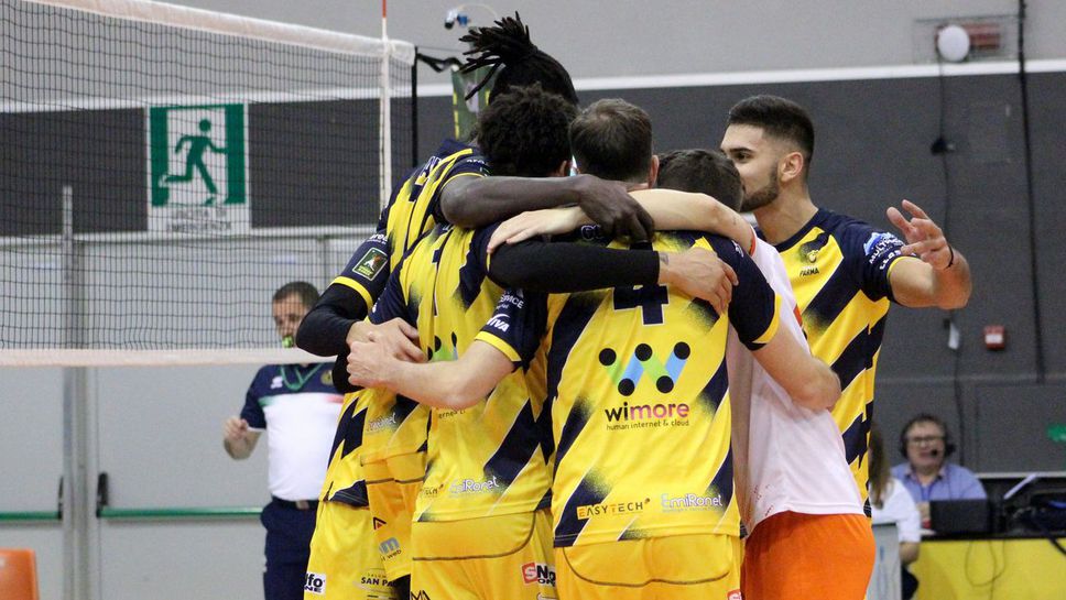 Християн Димитров заби 25 точки и поведе Парма към плейофите на Серия А3