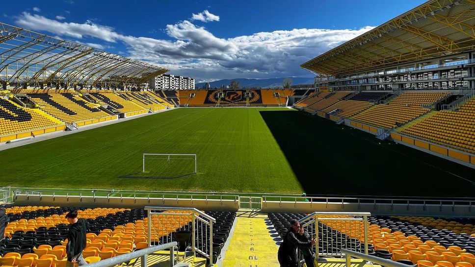 Подобрения на стадиона на Ботев (Пловдив)