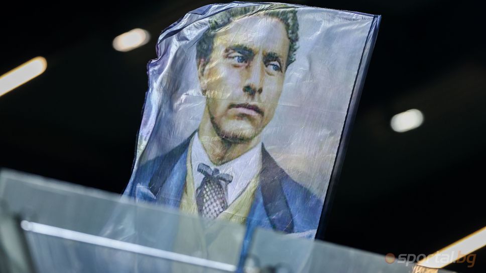 Левски почете годишнината от смъртта на Апостола