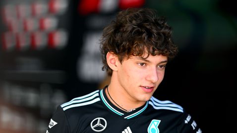 Кими Антонели не може да намери време за матурите си