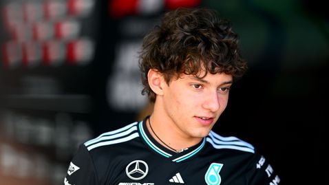  Кими Антонели не може да откри време за матурите си 