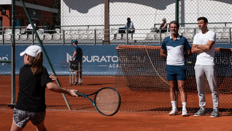  Две деца от фондацията на Григор Димитров отиват в академията на Муратоглу 