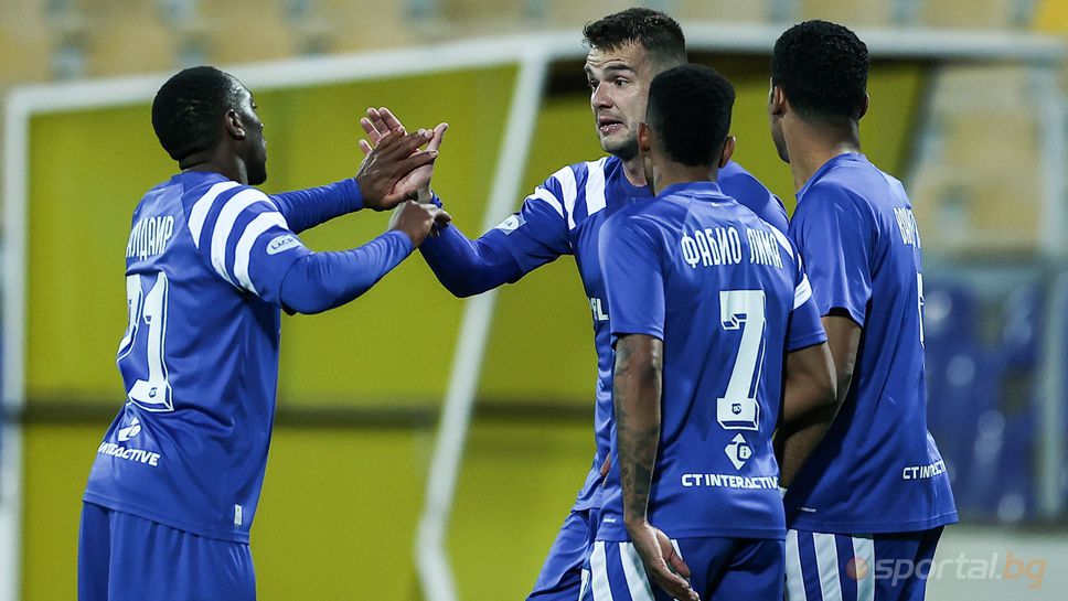 Слушай на живо Левски Черно мореСтарши треньорът на Левски