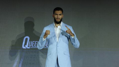 Три битки за титла в подгряващите двубои на Усик срещу Верхувен