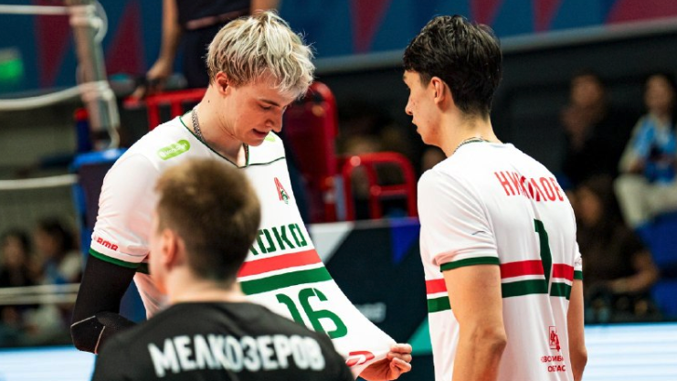 Фантастичен Мони Николов и Локомотив повалиха шампиона Зенит в първия полуфинал