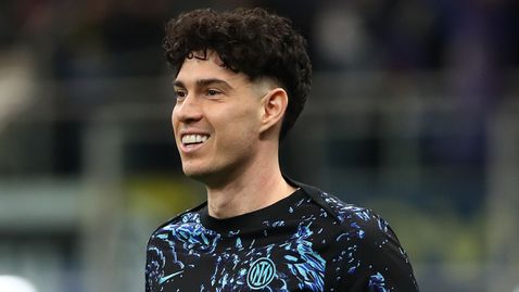 Барселона с нова крачка към привличането на Бастони