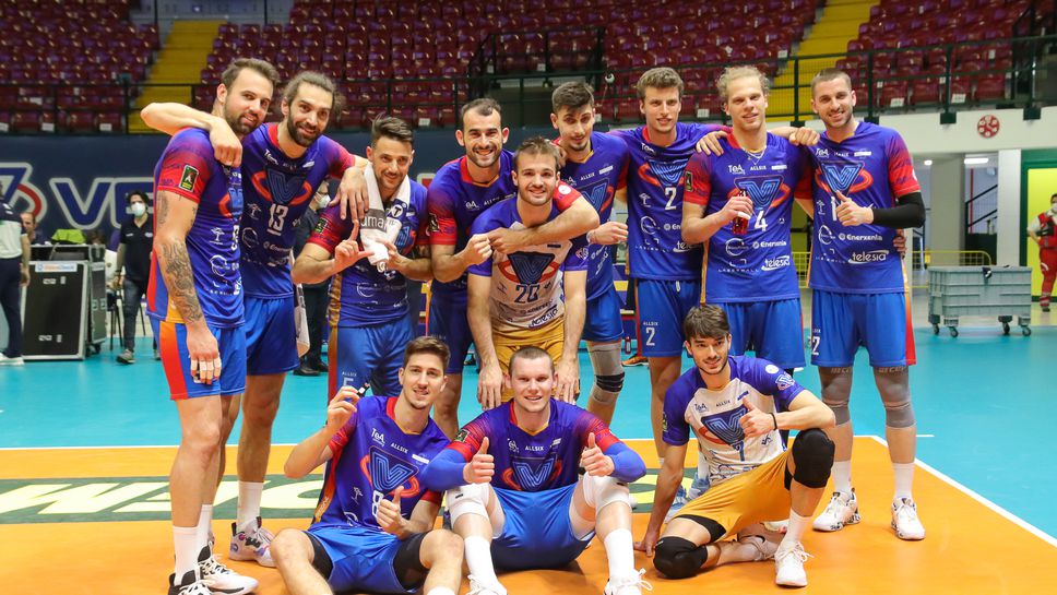 Монца, с Грозданов и Карягин, продължава борбата за 5-ото място в Италия 🏐