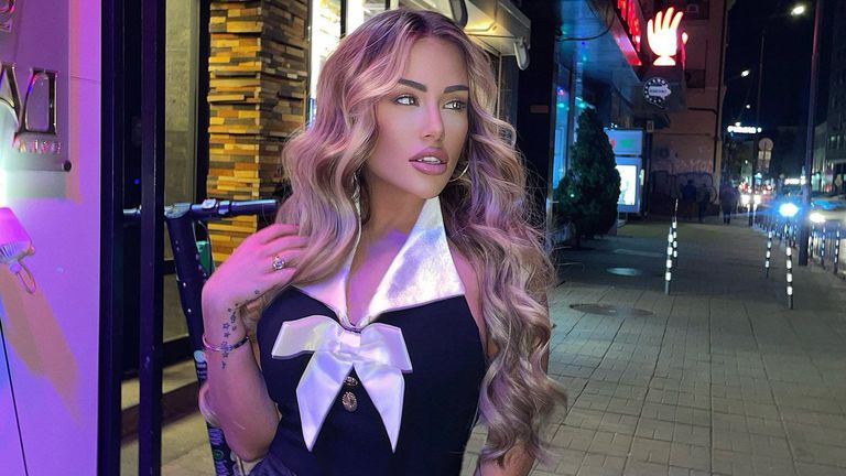 Гери Никол за пореден път събра погледите в мрежата като този