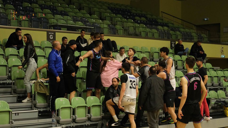 ББЛ спря правата на двама баскетболисти до края на сезона