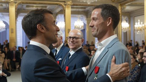 Огромно признание за Себастиен Ожие във Франция