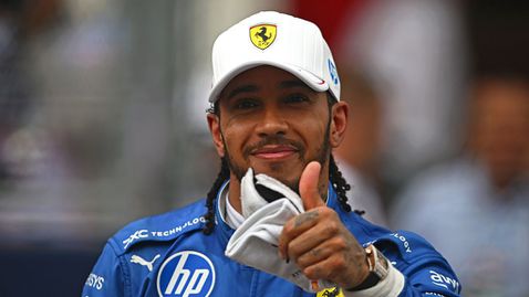  Фетел: Не се колебая, че Люис ще успее с Ферари 