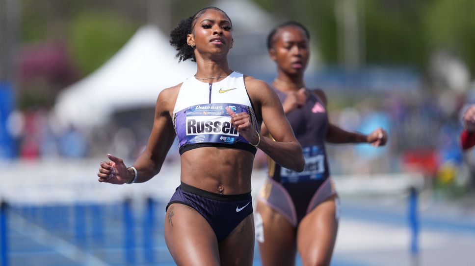 Докато се подготвят да посрещнат Нова година китайските фенове на