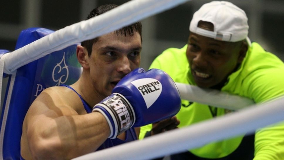 Белберов загуби на старта на Световното по бокс