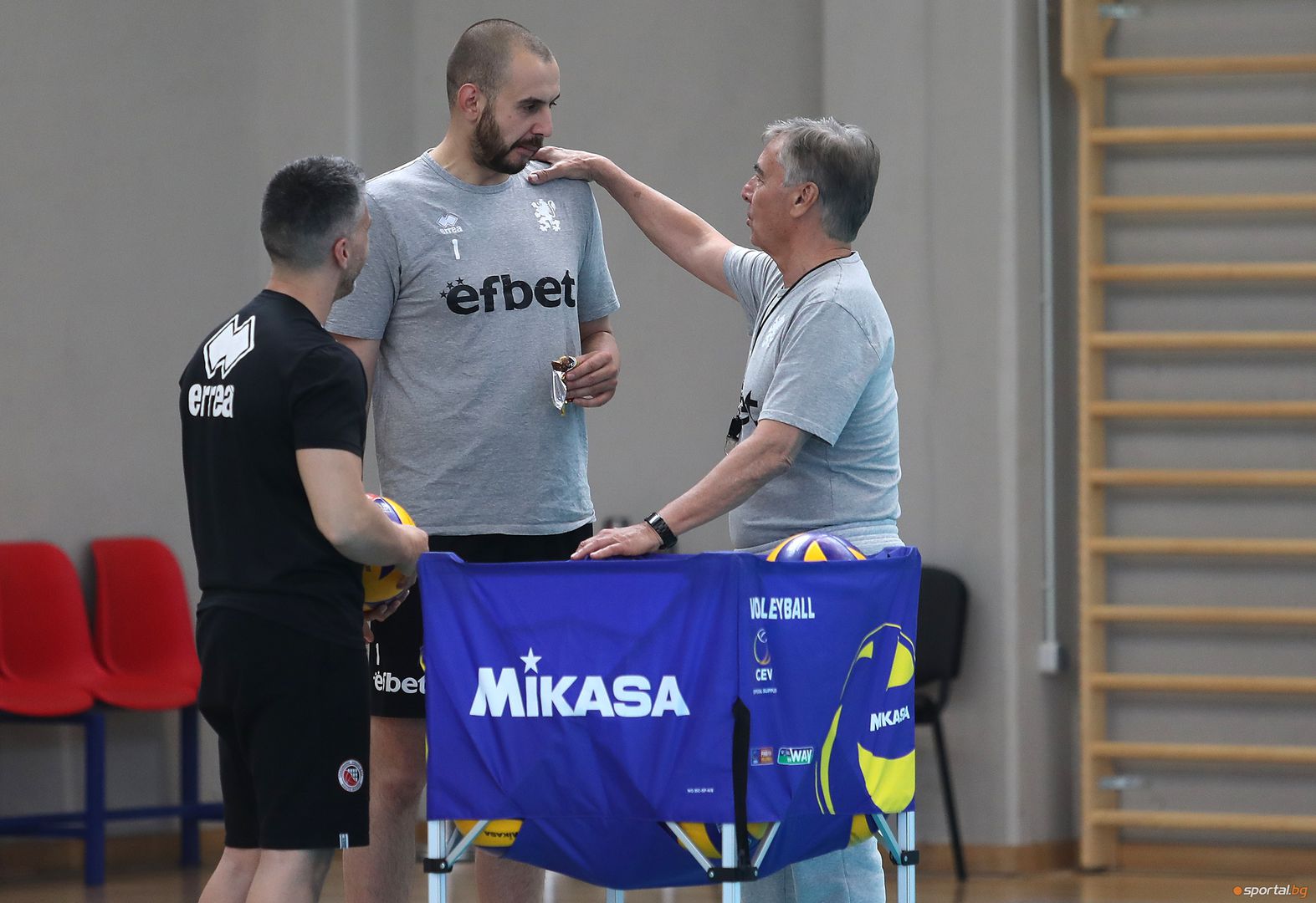 НО по волейбол с открита тренировка