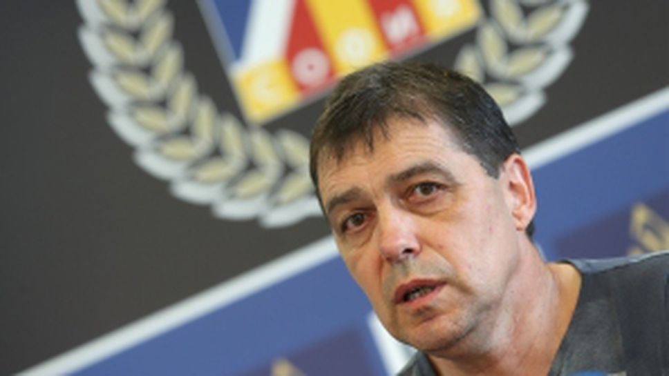 Пресконференция на Петър Хубчев