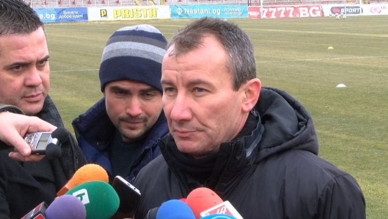 Стамен Белчев: Няма никакви проблеми с Каранга, не знам кога ще се прибере