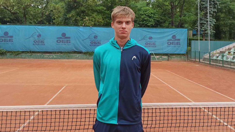 Пьотр Нестеров се класира за полуфиналите на двойки в юношеския "Ролан Гарос"