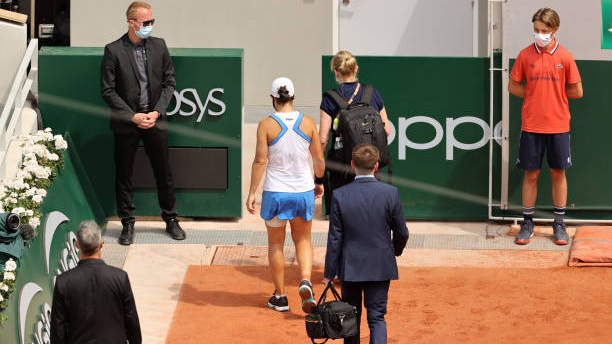 Контузията все пак спря Барти на "Ролан Гарос"