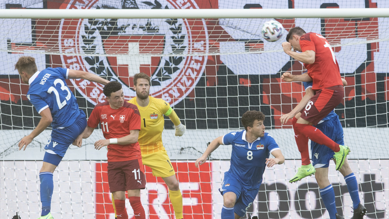 Швейцария загря за еврофиналите със 7 гола във вратата на Лихтенщайн (видео)