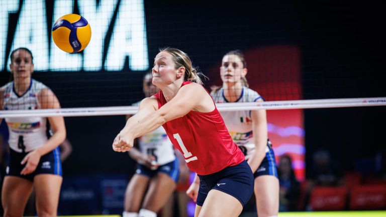 Волейболистките от женския национален отбор на САЩ записаха втори успех