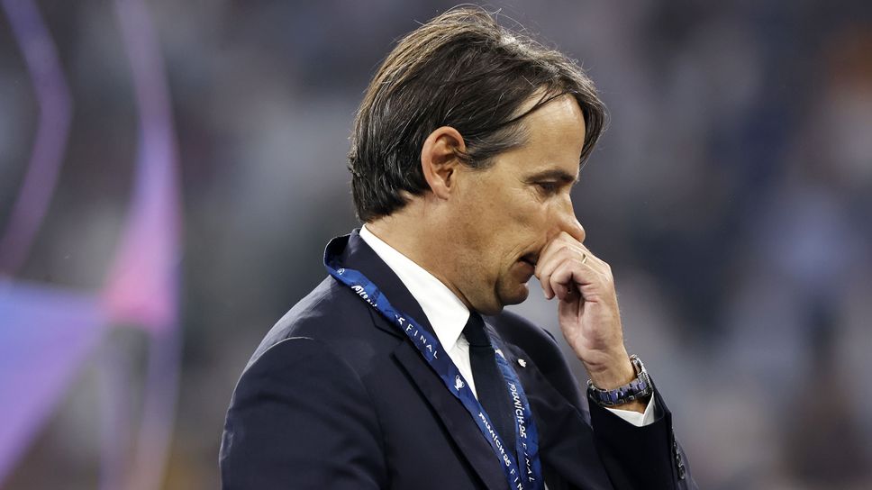 Сатиричното предаване Striscia la Notizia не оставя на мира треньора