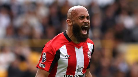  Има договорка: Брентфорд одобри последното предложение на Манчестър Юнайтед за Мбемо 