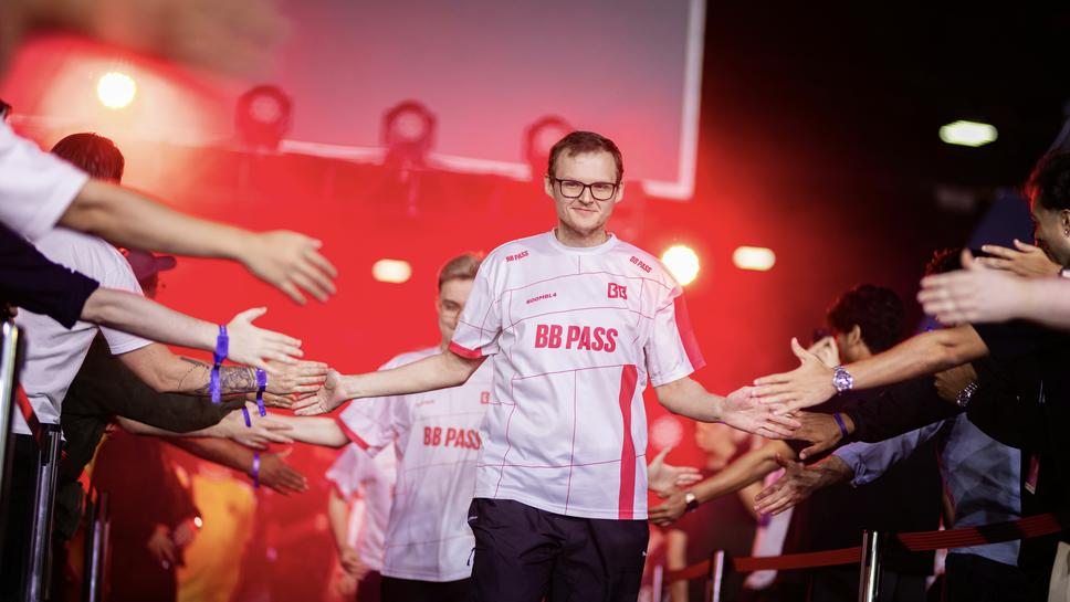 Лидерът на голям CS отбор с интересно виждане за разликата между CS:GO и CS2