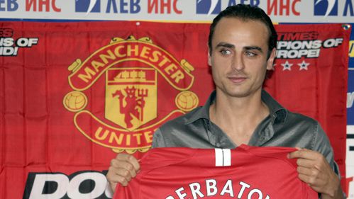 Бербатов застана до Крал Ерик