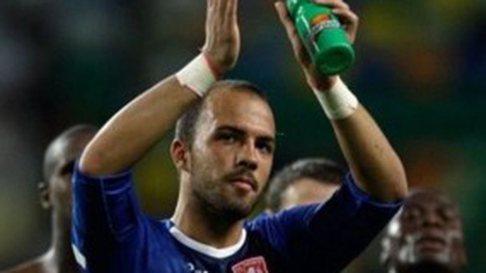 Контузия спря Ники Михайлов за Испания