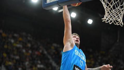  Шоу на Дончич и Драгич избави европейските първенци в Стокхолм 