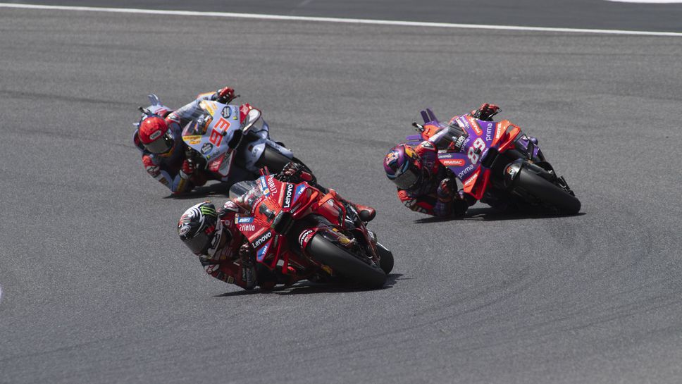 По-малко заводски мотори на Дукати в MotoGP догодина
