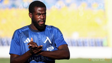  Карл Фабиен - четвърта травма и единствено 25 мача за Левски за близо година 